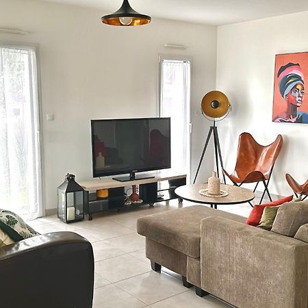 Villa Avec Piscine Chauffee Trois Chambres Saint-Sulpice-de-Royan المظهر الخارجي الصورة